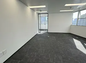 130m²